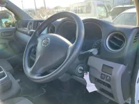 Nissan CARAVAN VAN лот № 70128 оценка 4  с аукциона в Японии 2