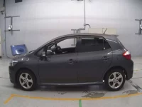 Toyota AURIS лот № 30195 оценка 4  с аукциона в Японии 3