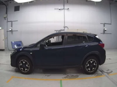 Subaru XV  с аукциона в Японии