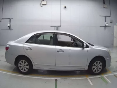 Toyota PREMIO  с аукциона в Японии