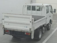 Toyota DYNA лот № 121 оценка 3.5  с аукциона в Японии 1