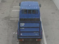 Isuzu ELF лот № 125 оценка 3.5  с аукциона в Японии 2