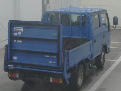 Isuzu ELF  с аукциона в Японии