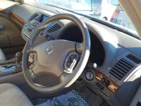 Nissan CIMA лот № 30211 оценка 4  с аукциона в Японии 6