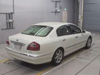 Nissan CIMA лот № 30211 оценка 4  с аукциона в Японии 1