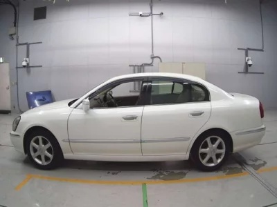 Nissan CIMA  с аукциона в Японии