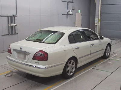 Nissan CIMA  с аукциона в Японии