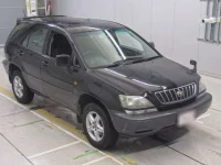 Toyota HARRIER лот № 90283 оценка 3.5  с аукциона в Японии 4