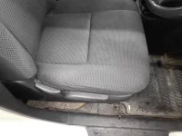 Toyota SUCCEED лот № 90280 оценка 3  с аукциона в Японии 7