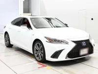Lexus ES лот № 36375 оценка 4.5  с аукциона в Японии 4