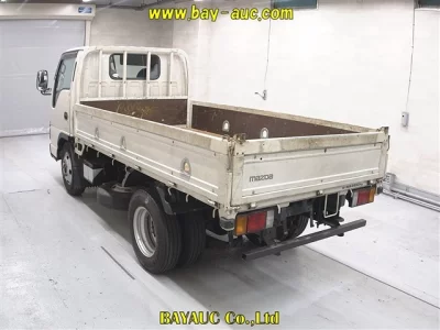 Mazda TITAN  с аукциона в Японии