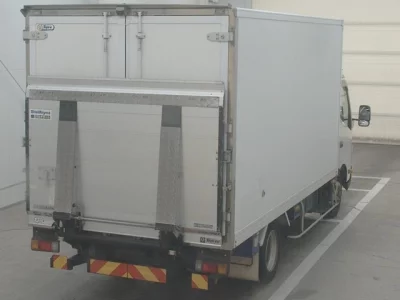 Hino DUTRO  с аукциона в Японии