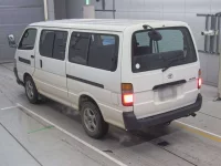 Toyota HIACE лот № 90292 оценка R  с аукциона в Японии 5