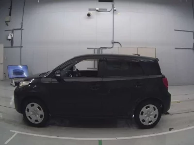 Toyota IST  с аукциона в Японии