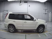 Nissan X-TRAIL лот № 30223 оценка R  с аукциона в Японии 2