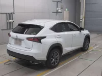 Lexus NX лот № 30226 оценка 4.5  с аукциона в Японии 1