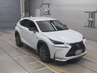 Lexus NX лот № 30226 оценка 4.5  с аукциона в Японии 4