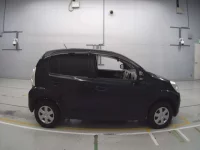 Toyota PASSO лот № 30228 оценка 3  с аукциона в Японии 2