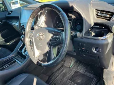 Toyota VELLFIRE  с аукциона в Японии