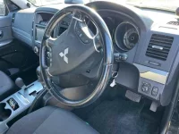 Mitsubishi PAJERO лот № 11038 оценка 3.5  с аукциона в Японии 2