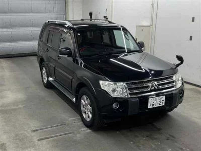 Mitsubishi PAJERO  с аукциона в Японии