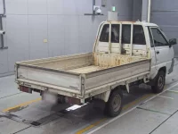 Toyota TOWN ACE TRUCK лот № 90322 оценка 3.5  с аукциона в Японии 1