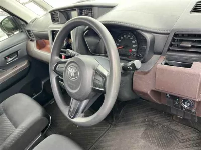 Toyota TANK  с аукциона в Японии