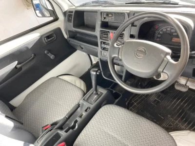 Nissan CLIPPER TRUCK