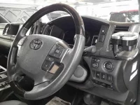 Toyota HIACE VAN лот № 40008 оценка 4  с аукциона в Японии 6