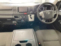 Toyota HIACE VAN лот № 3396 оценка R  с аукциона в Японии 2