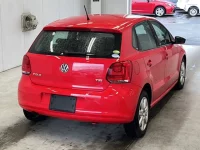 Volkswagen POLO лот № 3398 оценка 3.5  с аукциона в Японии 1