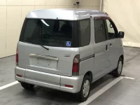 Daihatsu Atrai Wagon лот № 4024 оценка 3.5  с аукциона в Японии 3