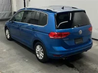 Volkswagen GOLF TOURAN лот № 35042 оценка 4  с аукциона в Японии 1