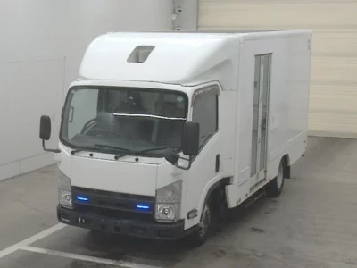 Isuzu ELF  с аукциона в Японии
