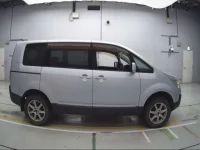 Mitsubishi DELICA D5 лот № 90347 оценка 3.5  с аукциона в Японии 2