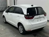 Honda FIT лот № 30283 оценка 4.5  с аукциона в Японии 1