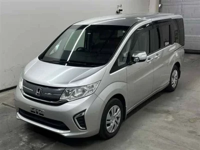 Honda STEP WAGON  с аукциона в Японии