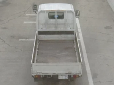 Toyota DYNA  с аукциона в Японии