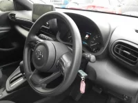 Toyota YARIS лот № 30273 оценка RA  с аукциона в Японии 8