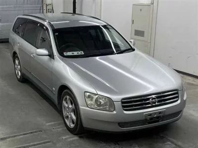 Nissan STAGEA