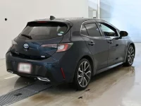 Toyota COROLLA SPORT лот № 30280 оценка 4.5  с аукциона в Японии 1