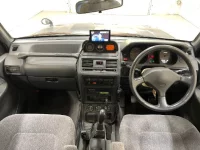 Mitsubishi PAJERO лот № 6121 оценка 3  с аукциона в Японии 4