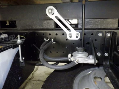 Isuzu ELF  с аукциона в Японии