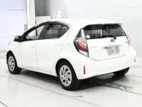 Toyota AQUA лот № 30296 оценка 3.5  с аукциона в Японии 5