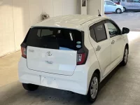 Toyota PIXIS EPOCH лот № 3463 оценка 3.5  с аукциона в Японии 1