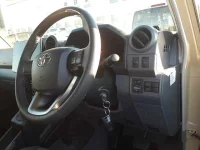 Toyota LAND CRUISER лот № 36451 оценка 6  с аукциона в Японии 8