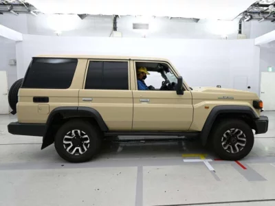 Toyota LAND CRUISER  с аукциона в Японии