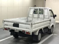 Mazda BONGO лот № 6134 оценка R  с аукциона в Японии 3