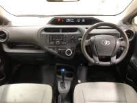 Toyota AQUA лот № 3008 оценка 3.5  с аукциона в Японии 4