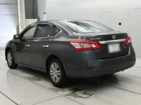Nissan SYLPHY лот № 36455 оценка 4.5  с аукциона в Японии 5
